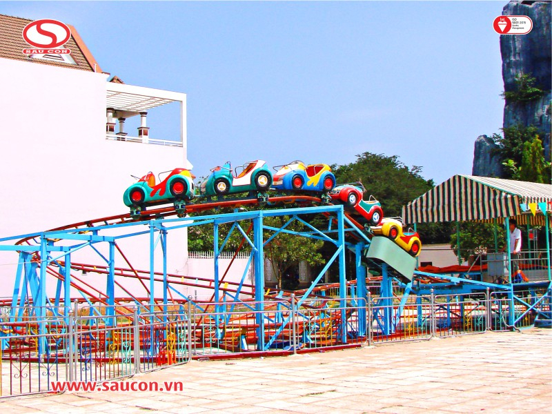 ชื่อเครื่องเล่น: Spiral Roller Coaster with - 1 loops
